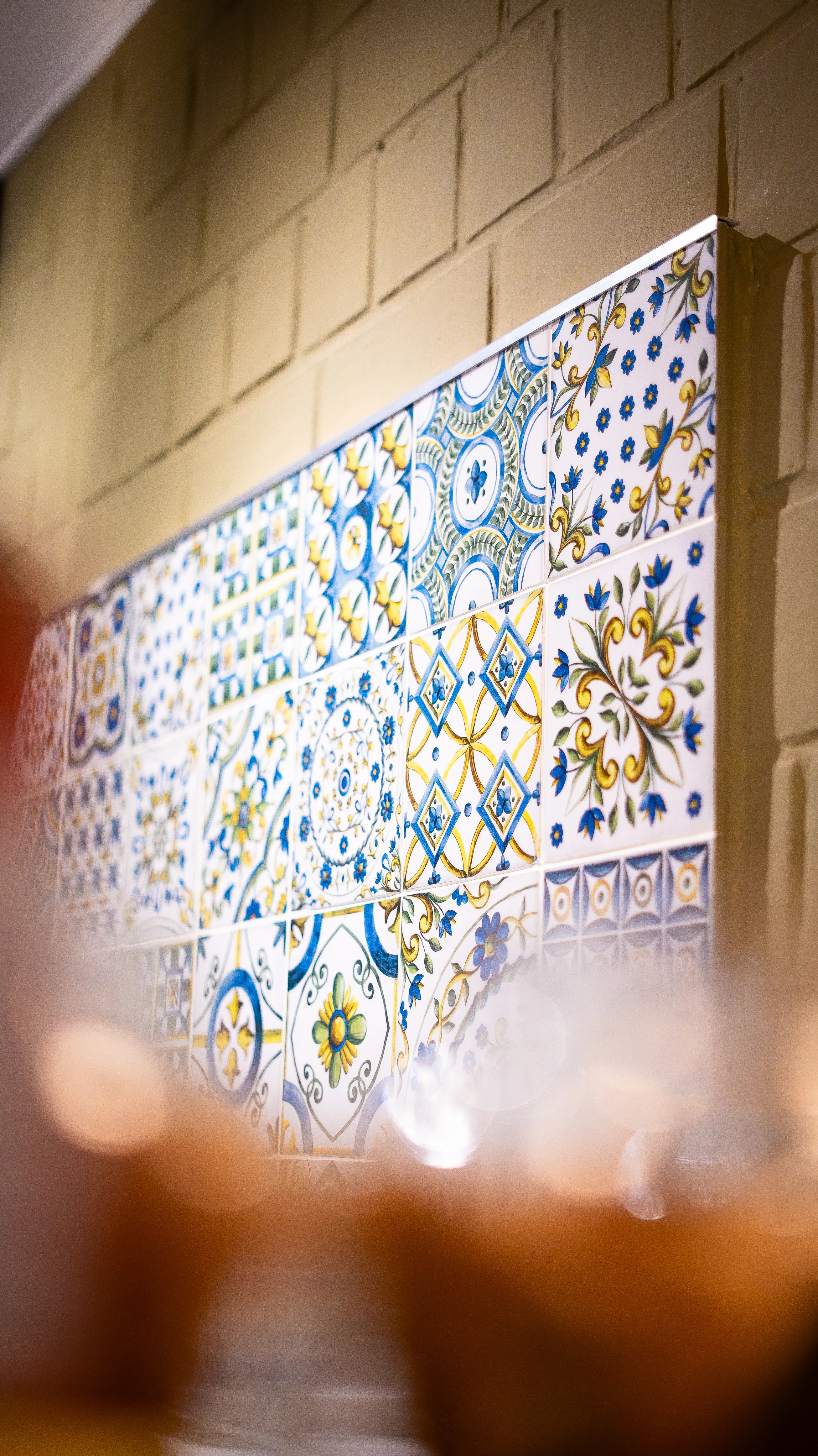 Chef préparant un menu sur mesure